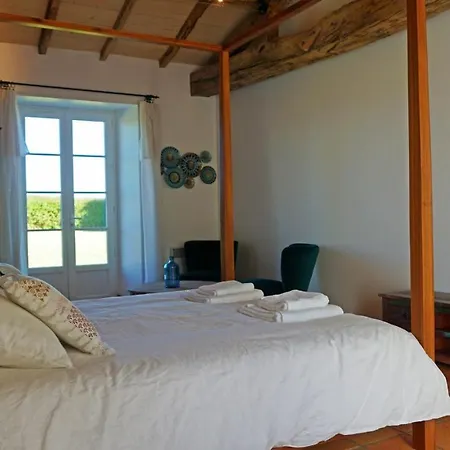 Domaine Du Grand Theuillac Hébergement de vacances Arces-sur-Gironde
